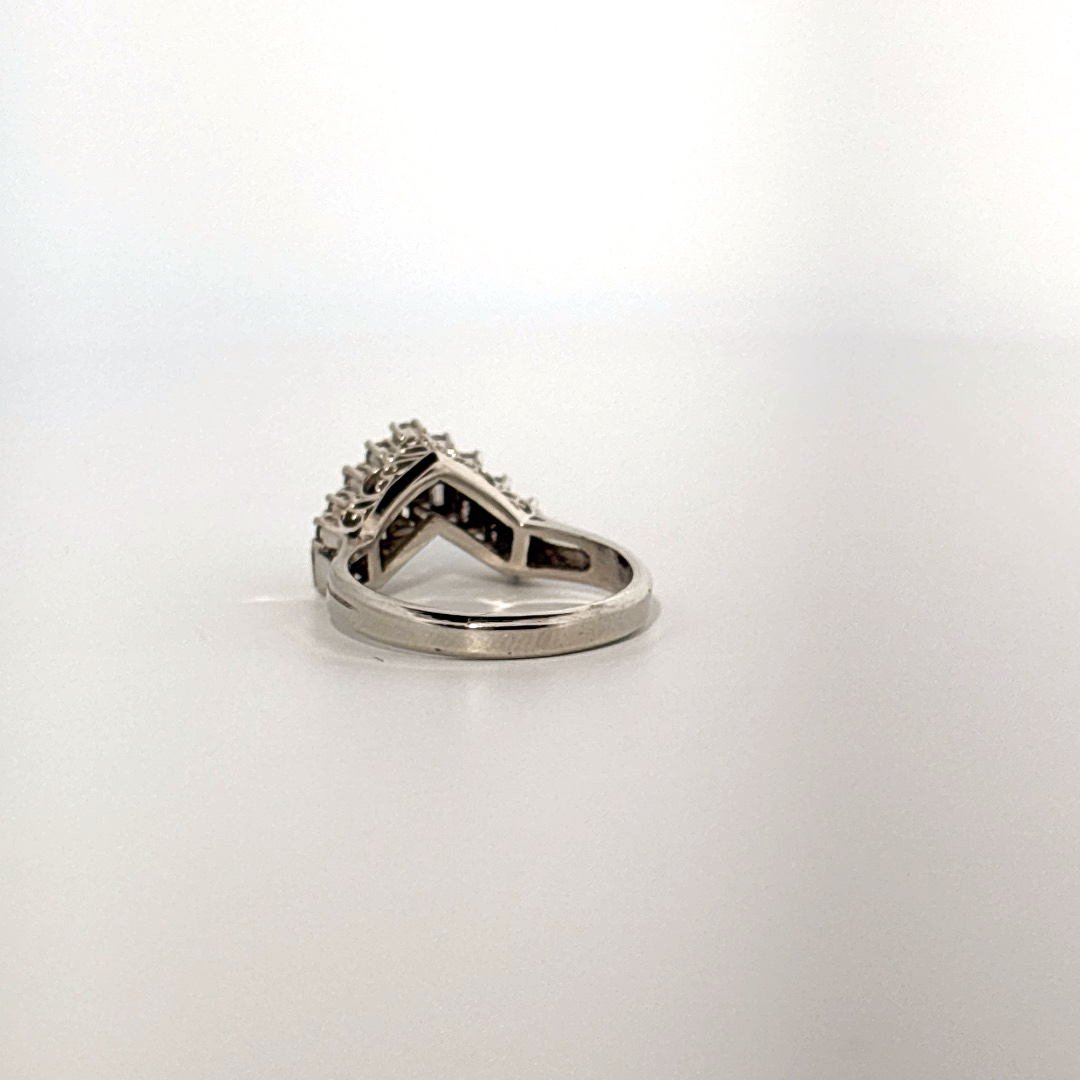 Natural Diamonds (0.51 CTW), Size 5.75, Platinum 900