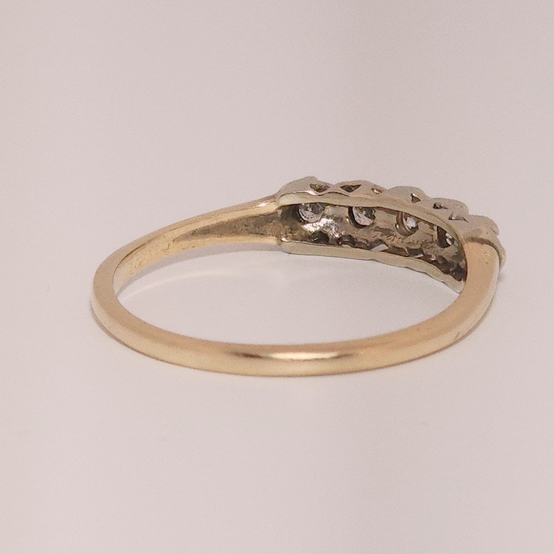 5 stone anniversary bands, Nat Dia(0.35CTW), Size 9