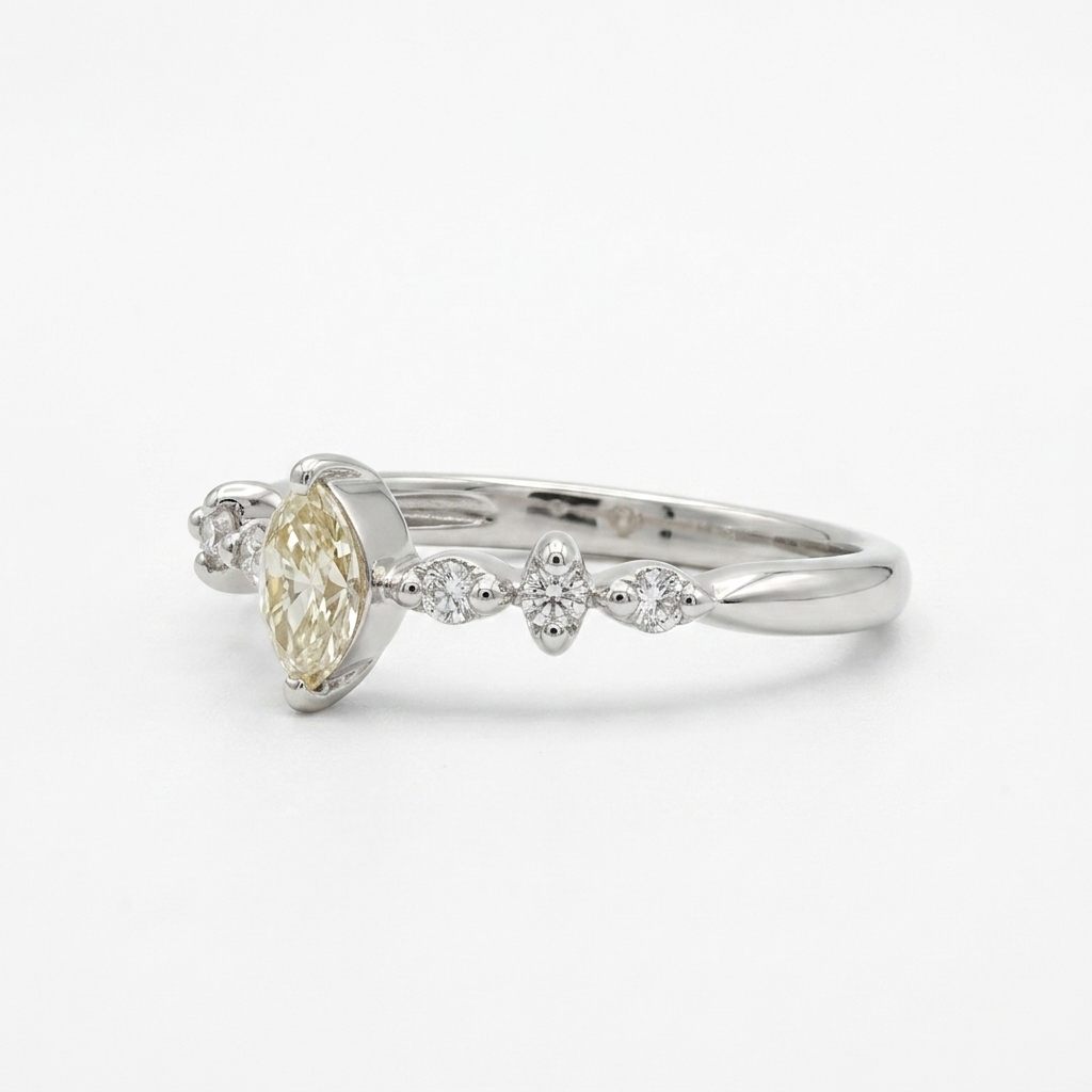 Natural Diamonds (0.43 CTW) Center Marquise (0.28 CT), Size 6, Platinum 900