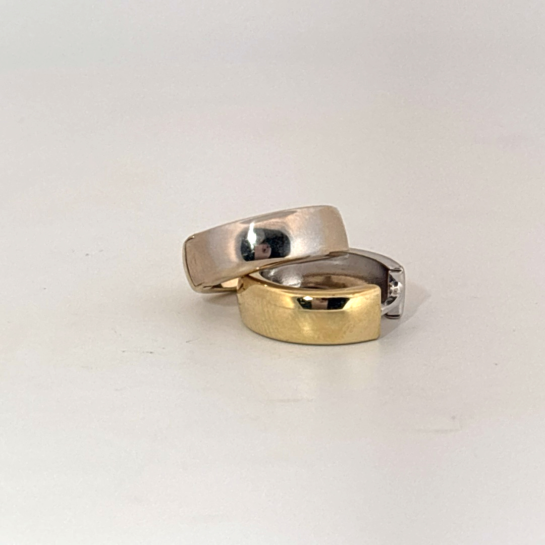 18K Dual White/Yellow Gold Earrings, 2.32g, Female style.