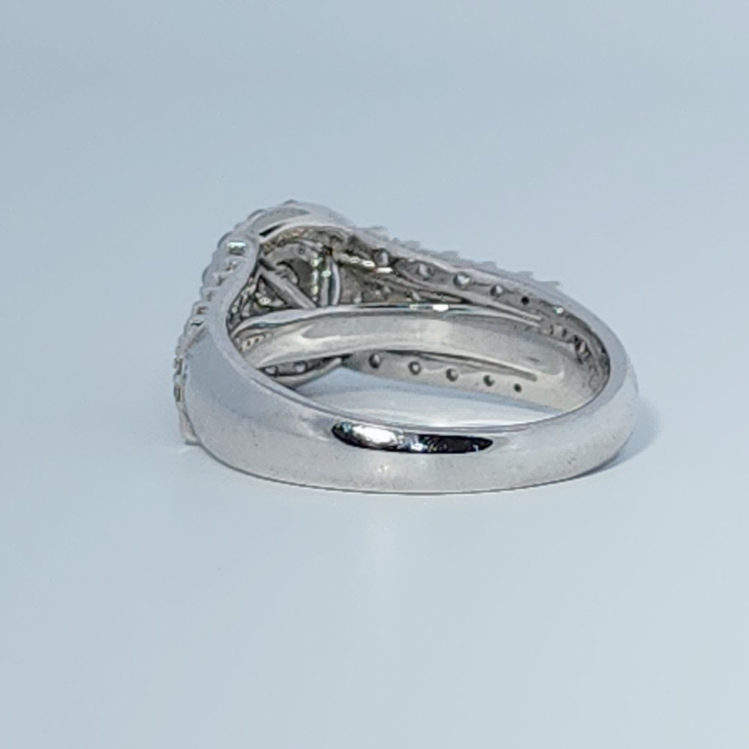 Diamonds Head, Cluster Solitaire Ring, Natural Diamonds(0.90 CTW) GH/SI1