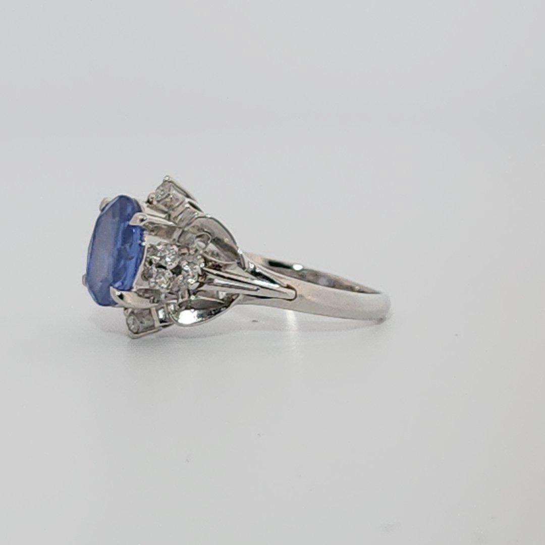 Natural No Heat Notable Sapphire 1.856ct with 0.17ctw Diamonds Ring, GIA (2231369255) Certified  Platinum 900