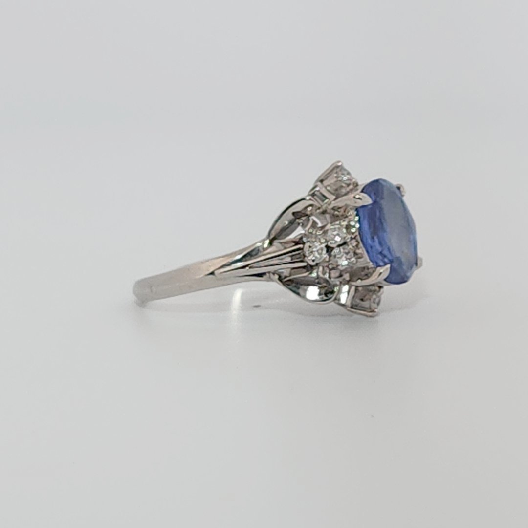 Natural No Heat Notable Sapphire 1.856ct with 0.17ctw Diamonds Ring, GIA (2231369255) Certified  Platinum 900