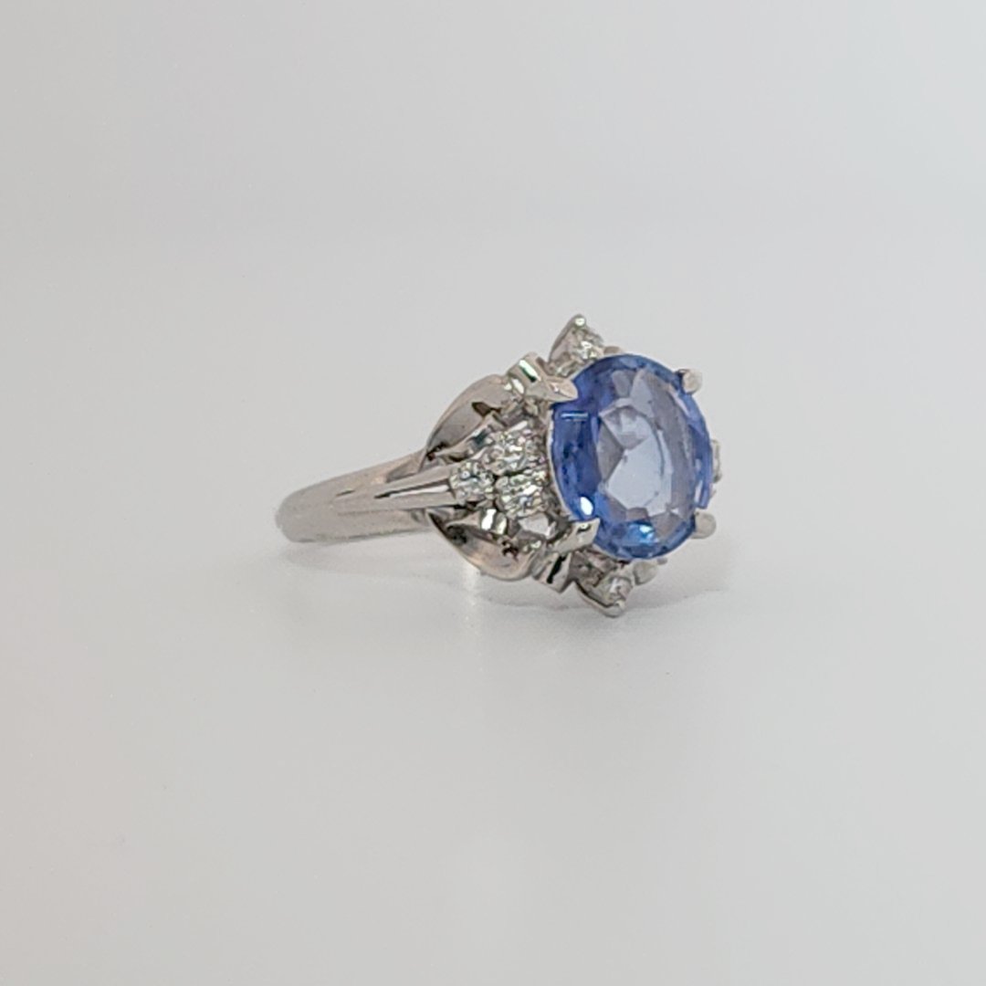 Natural No Heat Notable Sapphire 1.856ct with 0.17ctw Diamonds Ring, GIA (2231369255) Certified  Platinum 900
